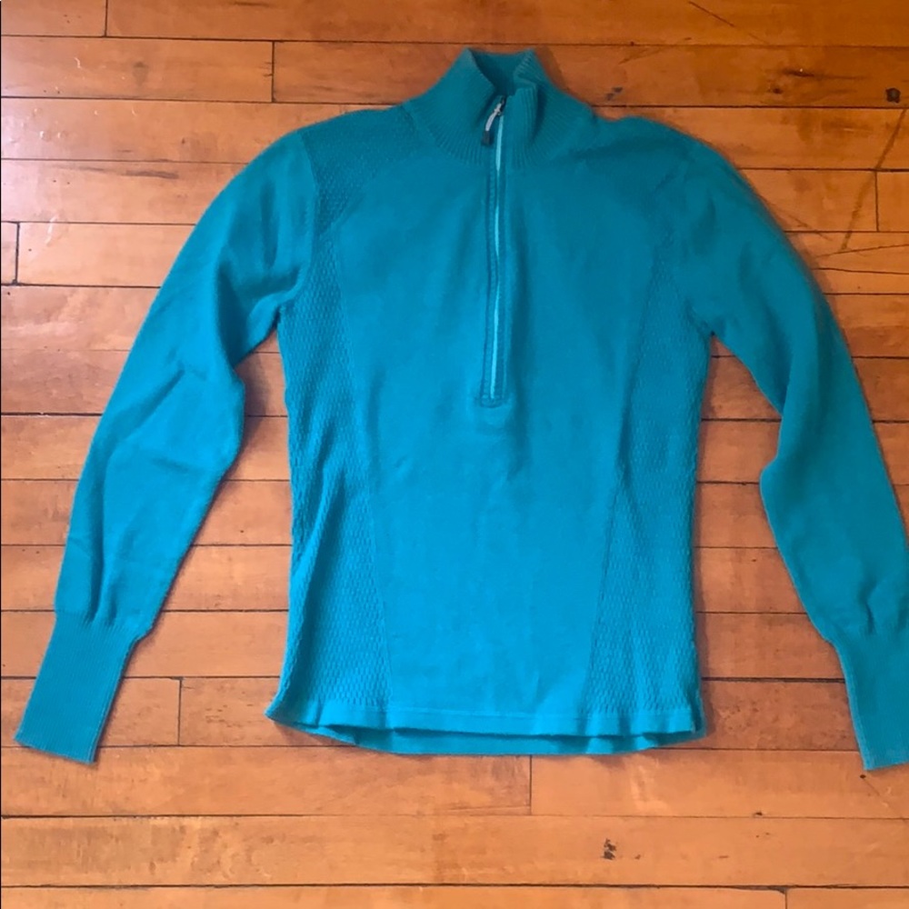 ⭐️4-four $25!⭐️ Women’s Eddie Bauer Long Sleeve Size Medium